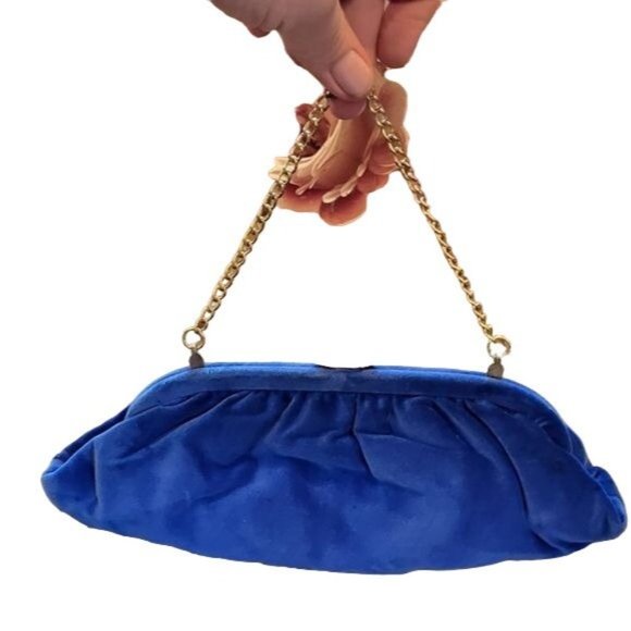 Beautiful Colbat Blue Velvet and Gold Accent Clutch Purse with Matching Gloves - Picture 7 of 16